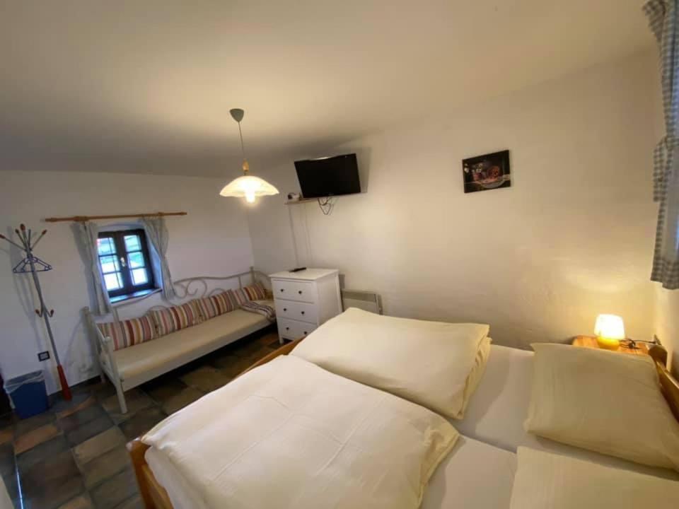 Apartments Mali Raj Dolenci Eksteriør bilde