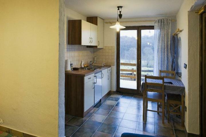 Apartments Mali Raj Dolenci Eksteriør bilde